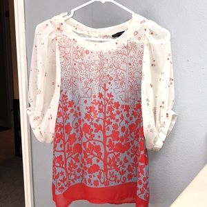 ⚫️5/$25 Floral sheer Top.